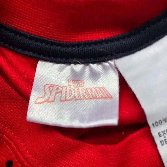 Spider-Man  Red T-Shirt Size 2T - Picture 8 of 14